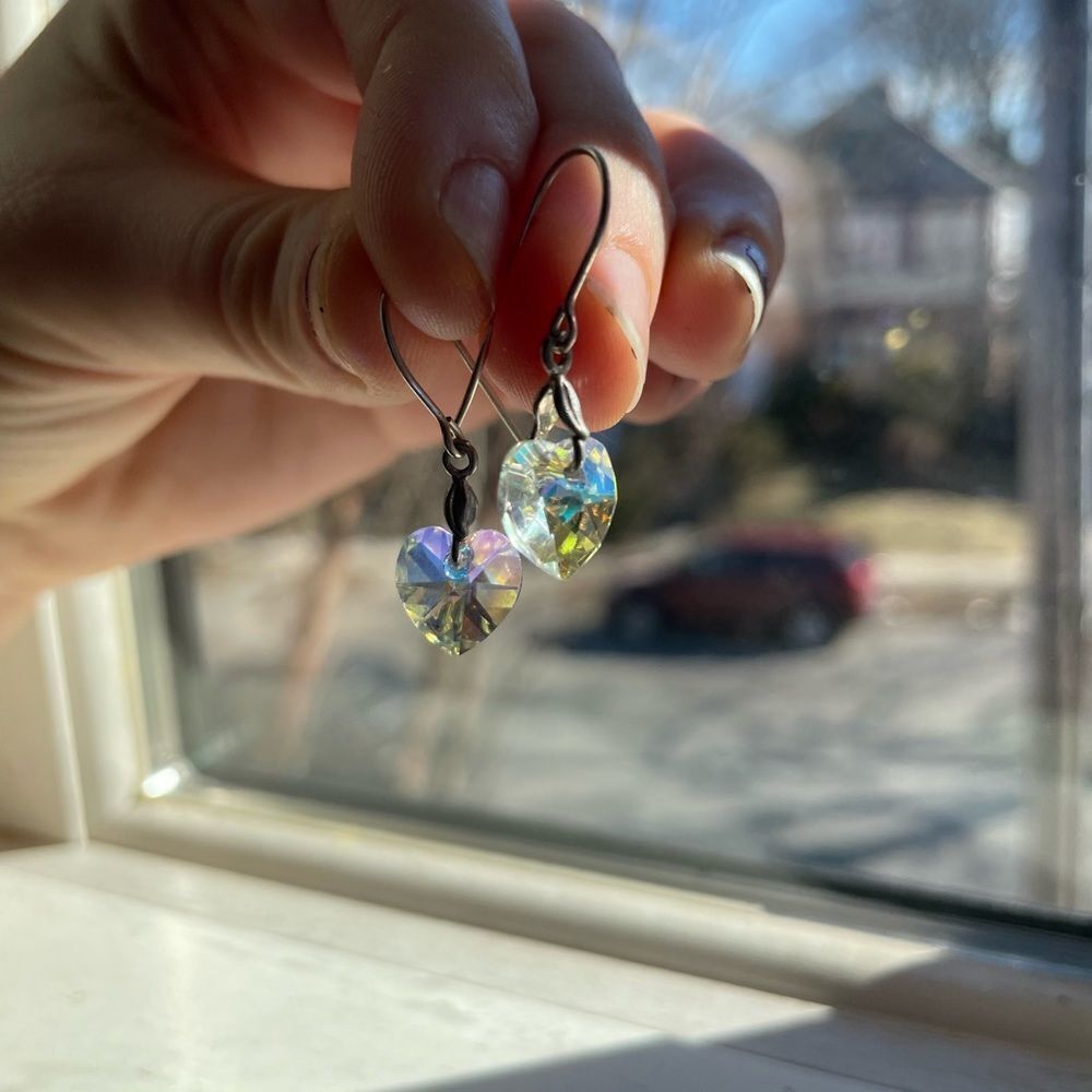 Beautiful sterling silver earrings with crystal heart